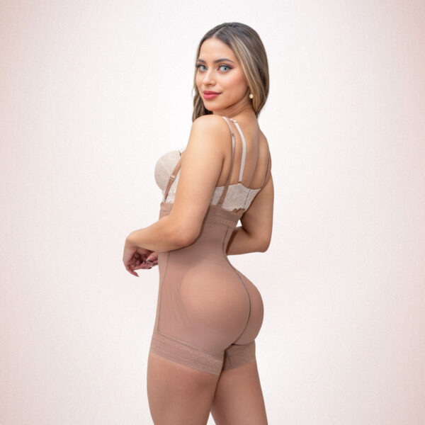 Faja Strapless Cachetero Cierre Frontal Ultra Invisible-04 Faja Strapless Cachetero Cierre Frontal Ultra Invisible