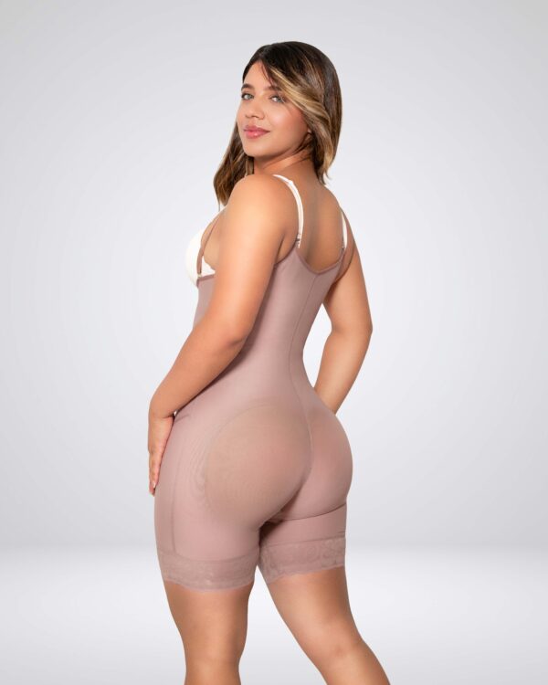 Faja S/L Short Largo Cierre Lateral Ultra Invisible